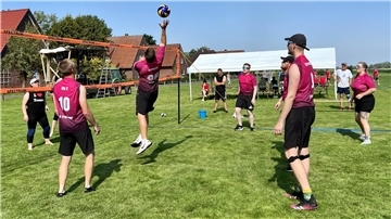 Auch ein Volleyballturnier gehörte in Waddens zum Programm.