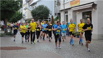 Auch für dieses Jahr hofft das Organisationsteam auf viele Starterinnen und Starter beim Braker OLB-hkk-Lauf. Das Foto entstand vor der Corona-Pause beim Wettbewerb 2019.