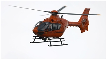 Auch zwei Rettungshubschrauber waren an der Unfallstelle im Einsatz. (Symbolbild)