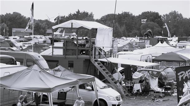 Todesfall überschattet Deichbrand: 36-Jähriger stirbt auf dem Festivalgelände Auf dem Campingplatz kam es beim Deichbrand-Festival 2025 zu einem Todesfall.