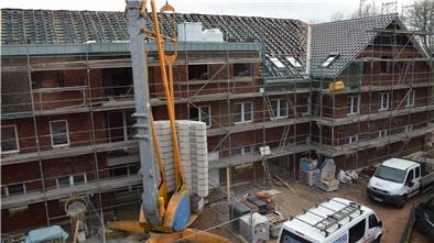 Auf dem Gelände der einstigen „Alten Gerberei“ werden am Zevener Kattrepel derzeit 18 neue Wohnungen gebaut. Im Herzen des Stadtgebiets entsteht neuer Wohnraum zur Selbstnutzung oder zur Vermietung.