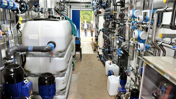 Auf dem Gelände der Kläranlage Nordenham startete der OOWV das erste Projekt zur Aufbereitung vom Brauchwasser für die Industrie. Die Technik hat Zukunft.