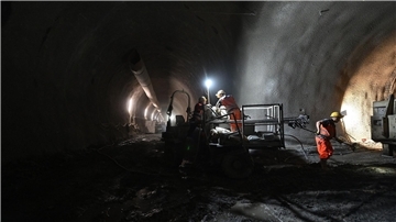 Auf der Baustelle des Brennerbasistunnels ist es zu einem tödlcihen Unfall gekommen.
