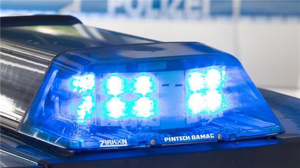 Auffahrunfall auf der L135: Drei Leichtverletzte und 18.000 Euro Schaden Blaulicht