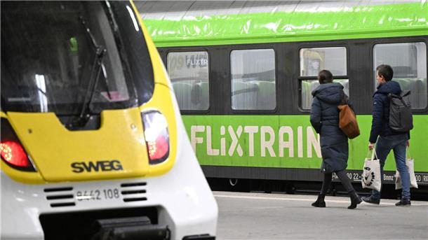 Auf der Schiene ein Konkurrent der Bahn: Der Münchener Fernzug-Anbieter Flixtrain.