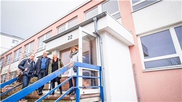 Menschen auf einer Treppe
