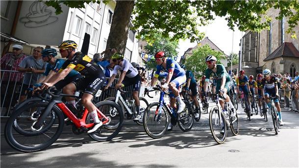 Ex-Weltmeister Pedersen zeigt seine Klasse - „Mega-Form“ Auf der zweiten Etappe der Deutschland Tour ging es nach Schwäbisch Gmünd.