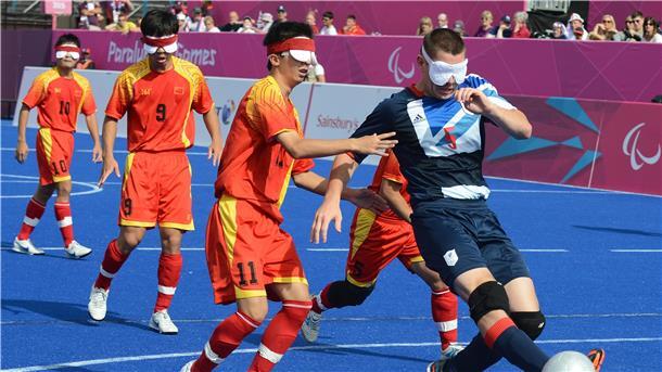 Auf internationaler Ebene sind Fußballmannschaften aus Spielern mit Behinderung schon etabliert – wie hier bei den Paralympics in London 2012.