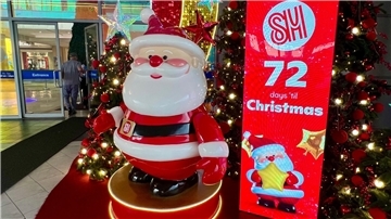 Auf solchen Leuchttafeln werden die Tage bis Weihnachten heruntergezählt.