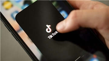 Auf TikTok wurden Videos mit einem berüchtigten Pamphlet von Osama bin Laden veröffentlicht - und bis Donnerstagnachmittag mit dem entsprechenden Hashtag mehr als 15 Millionen Mal angesehen.