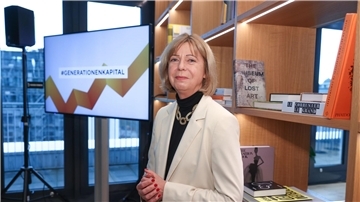 „Aufgrund der Renditeanforderungen dürfte der Aktienanteil in Richtung 80 Prozent gehen“, sagt die Vorstandsvorsitzende des Staatsfonds zur Finanzierung der kerntechnischen Entsorgung, Anja Mikus.