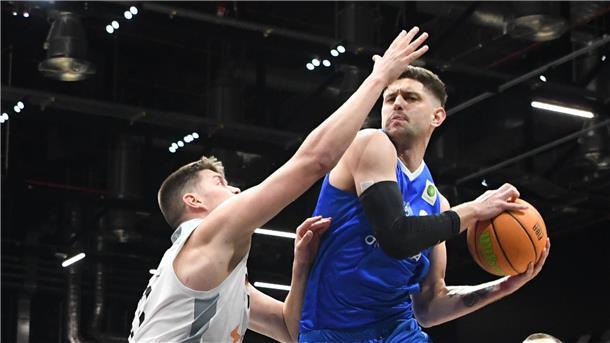 Aus seiner Zeit bei den Gladiators Trier und den Lions Karlsruhe kennt der Neuseeländer Matt Freeman (rechts) bereits die ProA.