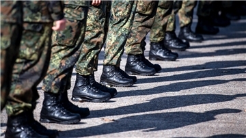 Aus Sicht der Jusos Niedersachsen sollten junge Menschen bei der Wehrdienst-Debatte mehr einbezogen werden. (Symbolbild)