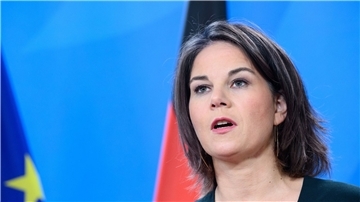 Außenministerin Annalena Baerbock hat die UN zu einem klaren Zeichen gegen den russischen Präsidenten Wladimir Putin aufgerufen.