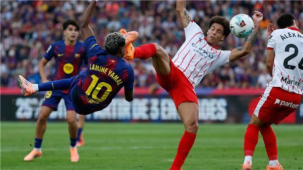 Flick verpasst Clásico - Barcelona siegt ganz spät Barcelona mit Lamine Yamal (l) siegte gegen Girona mit dem früheren Dortmunder Axel Witsel.