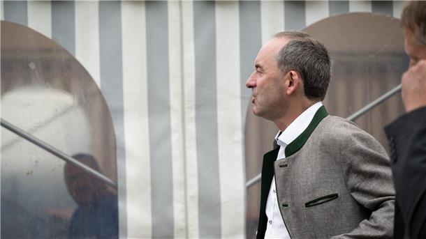 Bayerns Vize-Regierungschef Hubert Aiwanger war am Wochenende wegen eines antisemitischen Flugblatts unter Druck geraten.