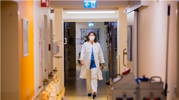 Beatrix Schmidt, Chefärztin der Klinik für Kinder- und Jugendmedizin am Berliner St. Joseph-Krankenhaus.