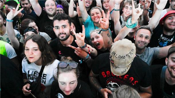 Clueso und Die Ärzte (aus Berlin!) schließen das Hurricane ab: Die Bilder vom Sonntag