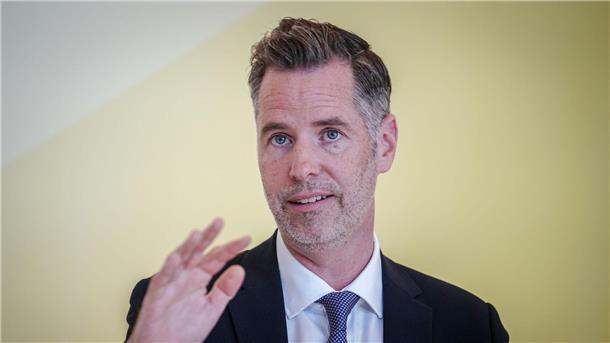 Bei der beschlossenen Einstufung von Moldau und Georgien als sichere Herkunftsstaaten dürfe es nicht bleiben, meint FDP-Politiker Christian Dürr.