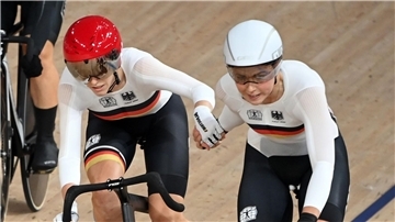 Bei der Straßen-EM in Frankreich reichte es für Franziska Brauße (l) und Lisa Klein nicht zu einer Top-Ten-Platzierung. (Archivbild)