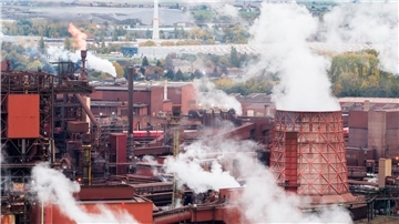 Bei einem „Stahlgipfel“ im Bundeskanzleramt wollen Politik und Wirtschaft über die Zukunft der deutschen Stahlindustrie sprechen. (Archivbild)
