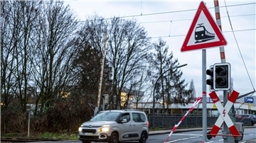 Bei einem tödlichen Unfall in Recklinghausen sind zwei Jungen von einem Güterzug erfasst worden.