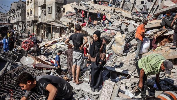 Palästinenser: Wieder Tote bei Angriffen Israels in Gaza Bei israelischen Angriffen im Gazastreifen starben nach Angaben aus medizinischen Kreisen mindestens 50 Menschen.