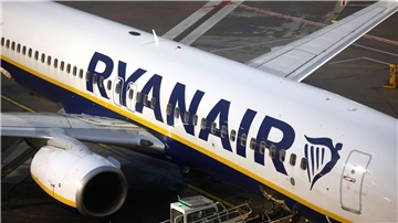 Bei Ryanairs Attacke geht es auch um einen Streit um eine Deckelung des Luftverkehrs am Flughafen in Dublin.