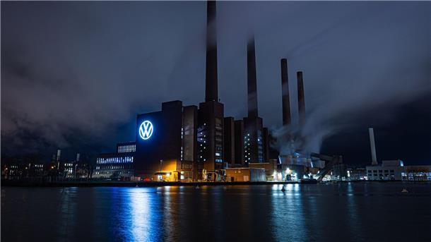 VW-Chef Blume: Kommen beim Sparen gut voran Bei Volkswagen müssen die Kapazitäten in der Produktion an die Realität angepasst werden - auch in Wolfsburg.