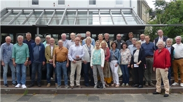 Beim Abitreffen nach 50 Jahren gab es für die Ehemaligen der Humboldtschule viel zu erzählen und die Stimmung war bestens.