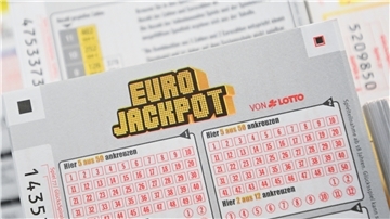 Beim Eurojackpot geht es wieder um Millionen.