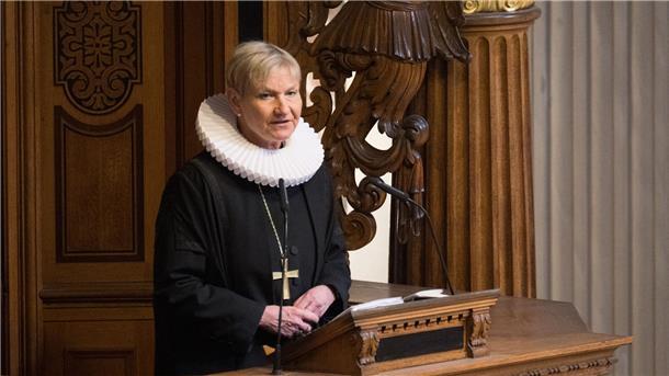 Beim Gedenkgottesdienst im Berliner Dom würdigte die EKD-Ratsvorsitzende, Bischöfin Kirsten Fehrs, die Vorbildfunktion Schäubles.
