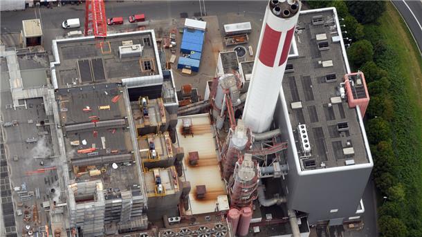 Beim Müllheizkraftwerk wird der Einbau neuer Kessel vorbereitet.