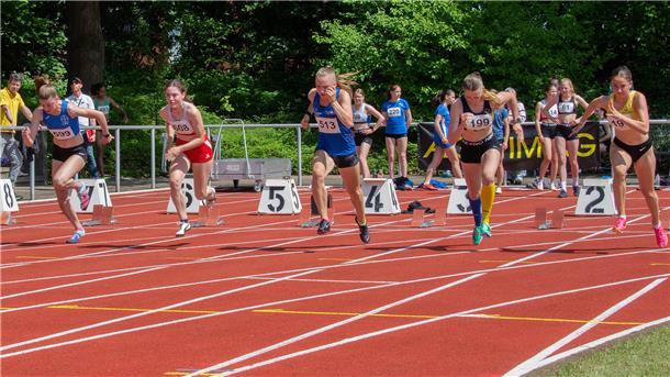 Beim Pfingstsportfest in Zeven glänzten die Athleten erneut und ließen die Rekorde purzeln.