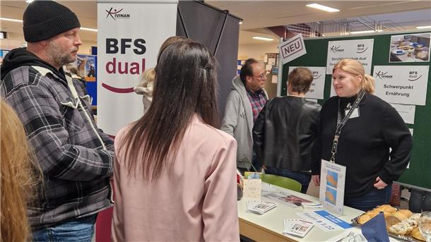 Schulinformationstag am Kivinan in Zeven