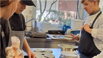 Veggie-Day im Kivinan Bildungszentrum: Auszubildende kreieren Leckeres Beim Veggieday waren am Kivinan Zeven vegane Gerichte gefragt.