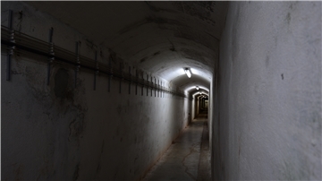 Besucher des Helgoländer Bunkers können noch heute zwei Stollen besichtigen.