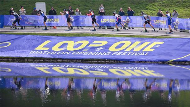 Biathlon in München: Begeisterung bei gelungener Premiere Beton statt Schnee: Biathlon im Münchner Olympiapark.