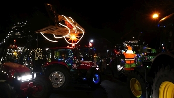 Trecker-Demo mit viel Bling-Bling