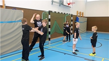 Selbstverteidigung 
