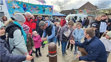 Dreitägiger Frühjahrsmarkt in Sittensen ist eröffnet