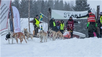 Lisa Pannenberg beim Start in ihr Abenteuer. 