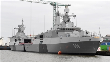Werft übergibt Kriegsschiff in Bremerhaven