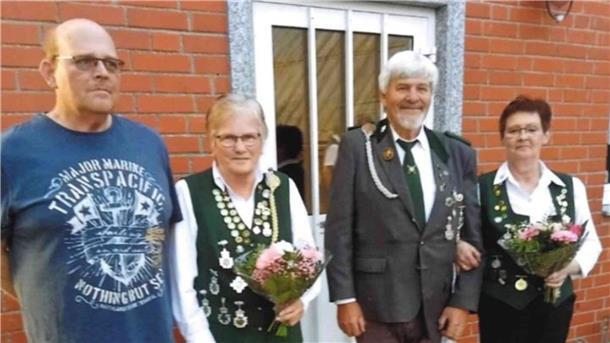 Neue Majestäten bei Padingbütteler Schützen ermittelt Die neuen Padingbütteler Schützenmajestäten