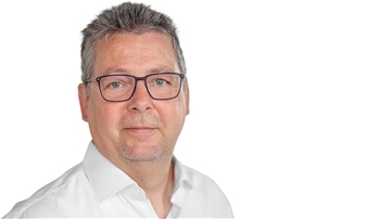 Poller hocken, Schiffe gucken, Leben genießen