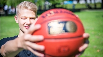 Mit Krafttraining acht Kilo draufgepackt