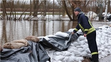Hochwasser, Sandsäcke