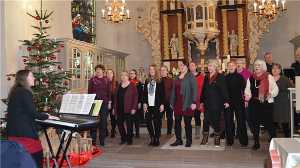 Joyful Voices singen im Gottesdienst