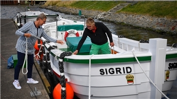 Nach Feierabend ein Börteboot gebaut