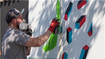 Neues Graffiti im Fischereihafen: Science-Fiction an der Betonwand